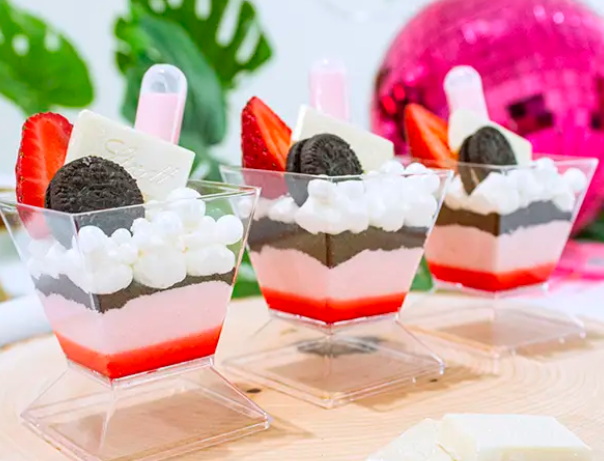 What Are The Best Disposable Cups for Serving Mini Desserts?