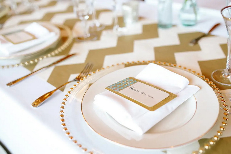 Can Disposable Tableware Look Elegant for A Wedding?