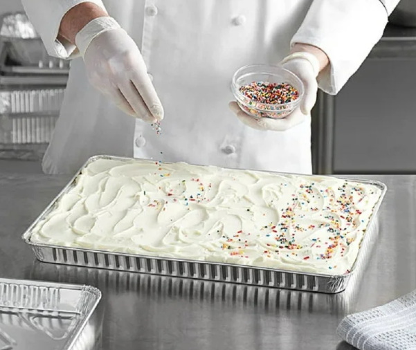 How To Use A Disposable Cookie Cake Pan With Lid For Baking?