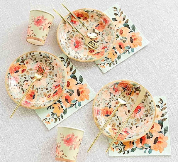 Why Choose Floral Disposable Tableware for Your Next Celebration?