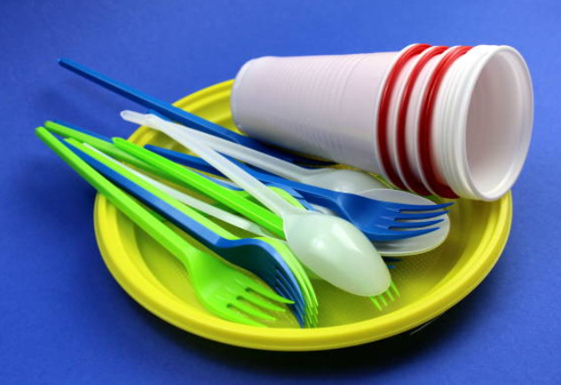 Why Choose Plastic Disposable Cutlery Over Other Materials?