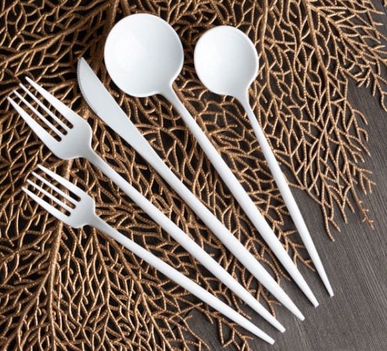 What Makes Luxury Disposable Cutlery Stand Out?