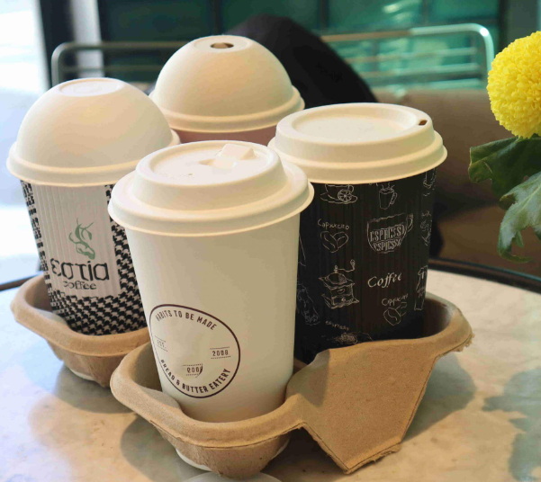 What Are The Best Materials for Disposable Cup Holders?