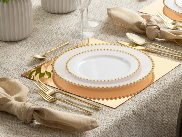 Is Elegant Disposable Cutlery Suitable for Weddings And Receptions?